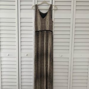 $20 🔥 Final sale! Striped Maxi Dress Mesh Front